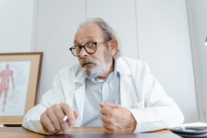 Ellipsentrainer ab 60: Warum dieses Gerät für Senioren ideal ist