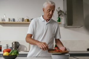 Mediterrane Ernährung ab 60: Studienbasierter Gesundheitsguide